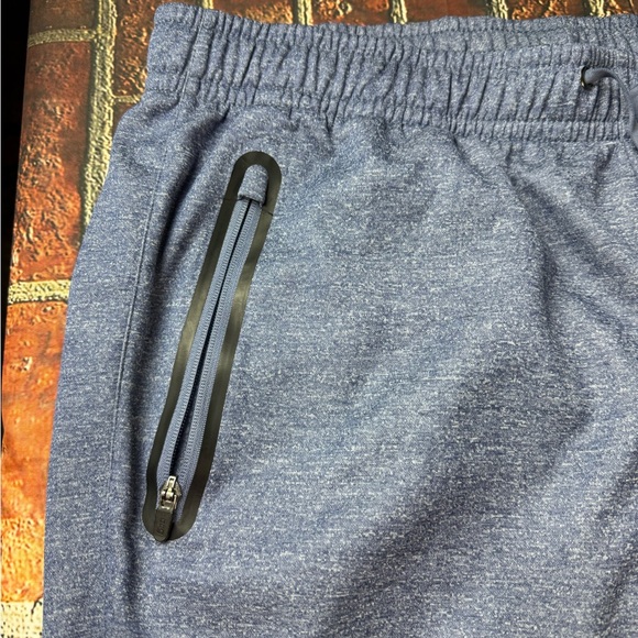 BCG Men's Charcoal Joggers with Zipper Pockets - Picture 6 of 12